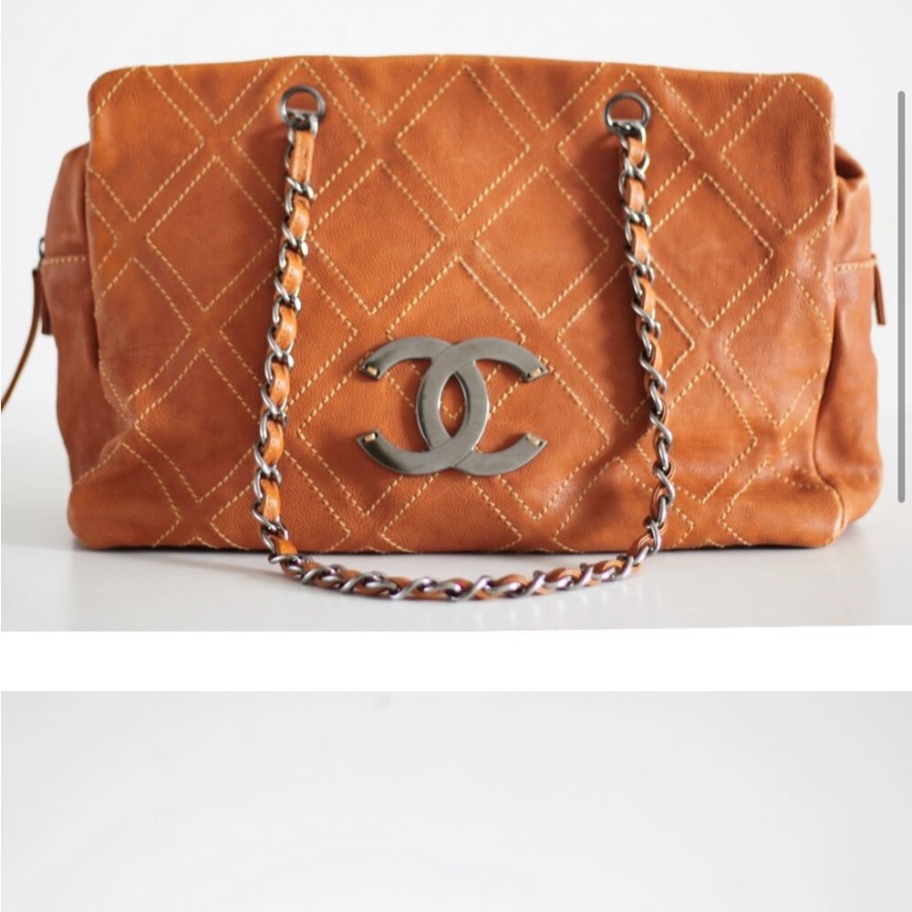 Chanel Ligne diamond stitch shoulder bag - Picture 1 of 13
